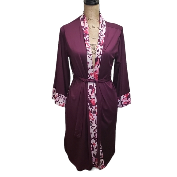 Nanette Lepore Other - Nanette Lepore Plum Floral Robe, Size Medium